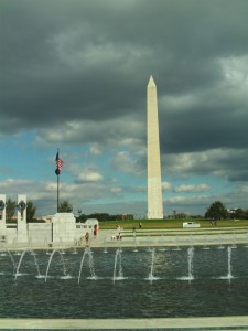 Washington Monument vom National WW II Memorial  