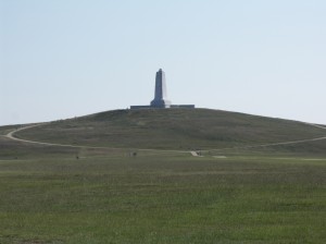 Das Denkmal aus der Ferne